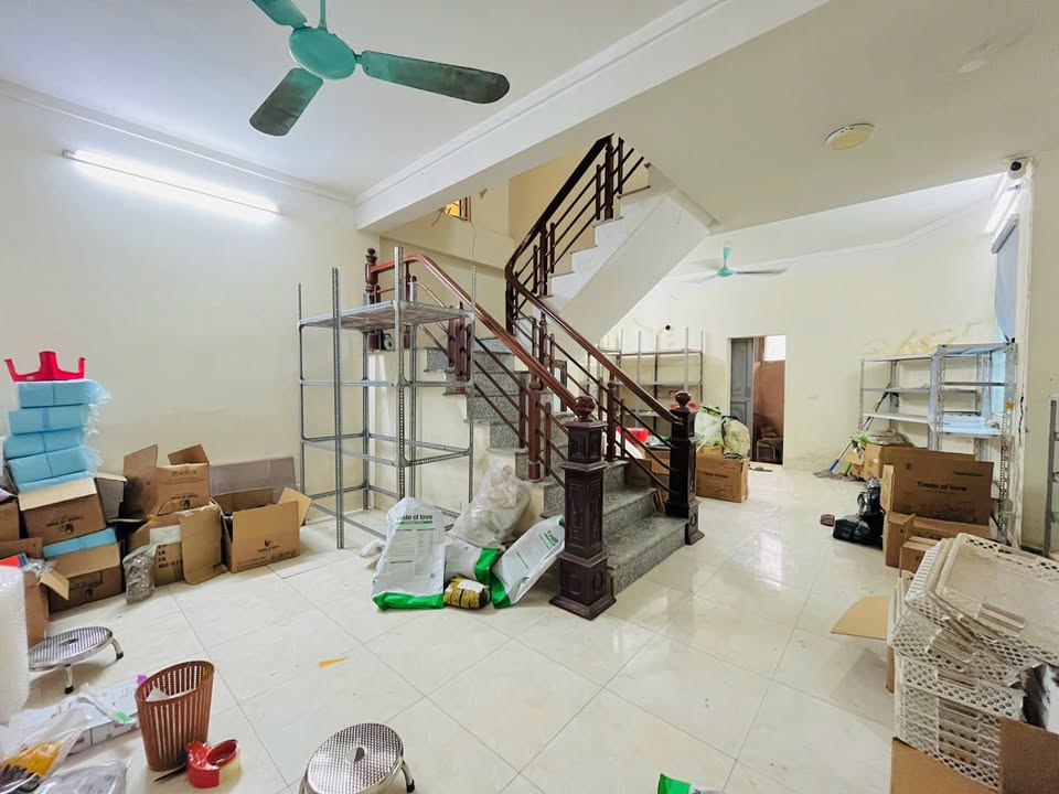 Nhà nguyên căn Hoài Đức 4 tầng giá 7 triệu - Thuận tiện sinh hoạt!