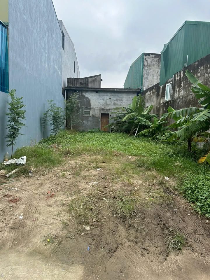 Bán lô đất đường Nguyễn Xuân Linh, Đông Vĩnh 105m² giá 2 tỷ - Đầu tư sinh lời cao!