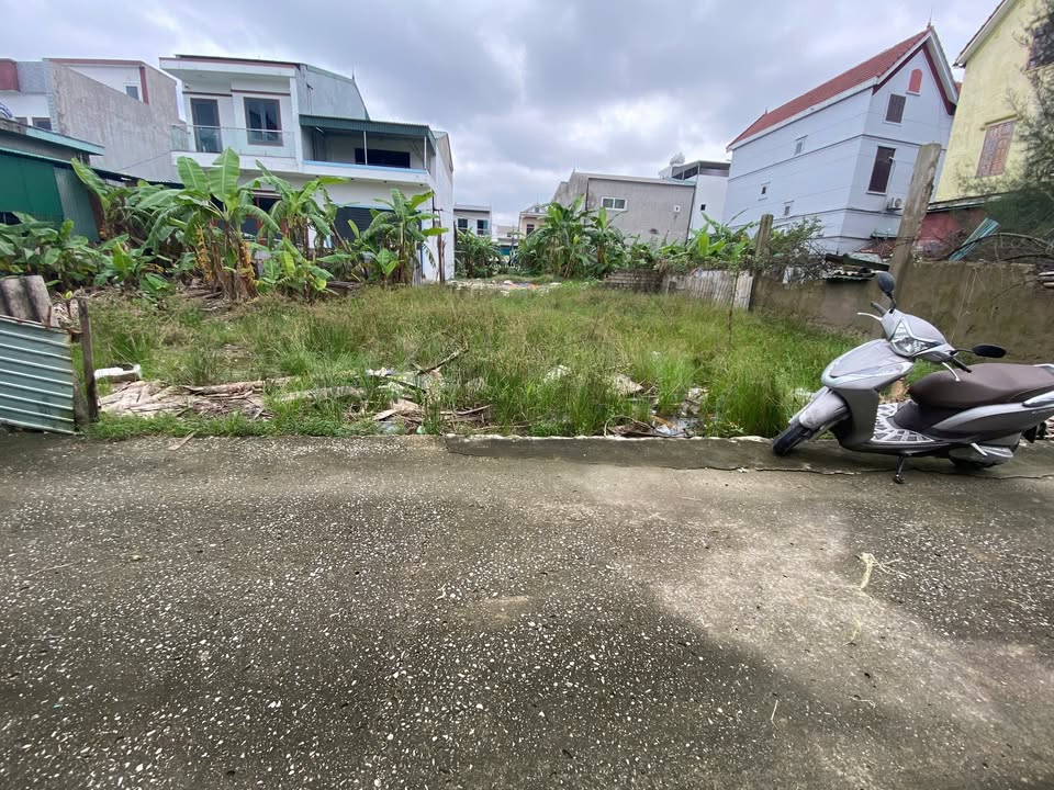 Lô đất 2 mặt tiền tại Nghi Kim, TP Vinh 140,7m² giá 3 tỷ - Vị trí đắc địa, tiện ích đầy đủ!