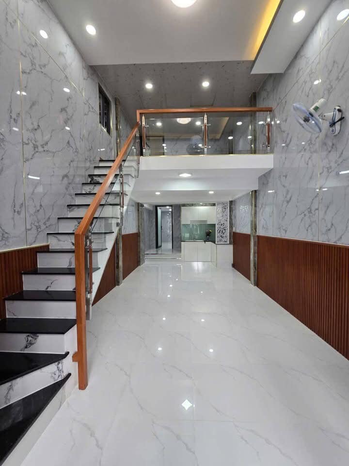 Nhà phố Hẻm 154 Âu Dương Lân, Quận 8, 49m² chỉ 2.1 tỷ - Nhà mới, tiện nghi và an ninh!