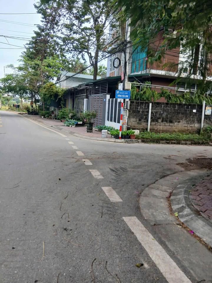 Đất nền phường Ỷ La 84m² giá 1.4 tỷ - Đường thông hai mặt tiện lợi!