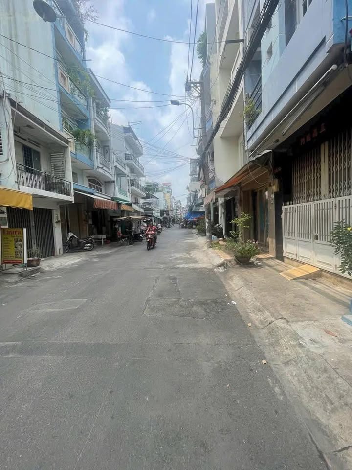 Bán nhà mặt tiền Hàn Hải Nguyên, 45m² giá 7.5 tỷ - Cơ hội hiếm có!