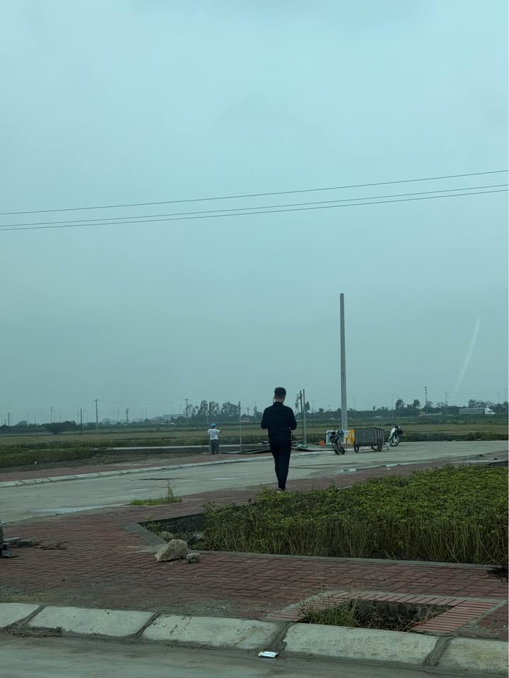 Đất giãn dân Vũ Xá, Lương Bằng, Kim Động 90m² giá 1.98 tỷ - Khu dân cư đông đúc, thuận tiện!