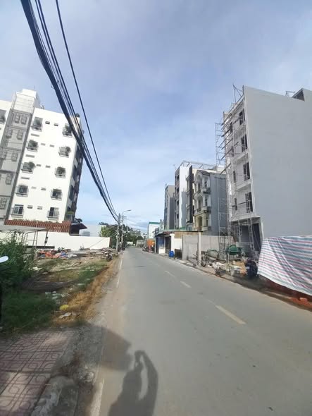 Đất mặt tiền Võ Văn Hát, Q.9 - 137m² chỉ 8,5 tỷ - Phù hợp kinh doanh!