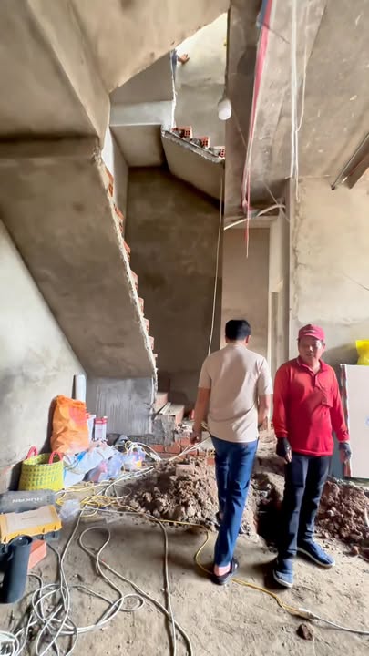 Nhà 1 trệt 2 lầu Hiệp An, Thủ Dầu Một 100m² giá 3.79 tỷ - Nội thất cao cấp, sẵn sàng ở ngay!