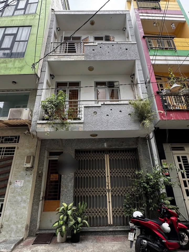 Nhà phố đường Lê Văn Sỹ, Quận 3 - 99m² giá 16.6 tỷ - Diện tích lý tưởng cho gia đình!