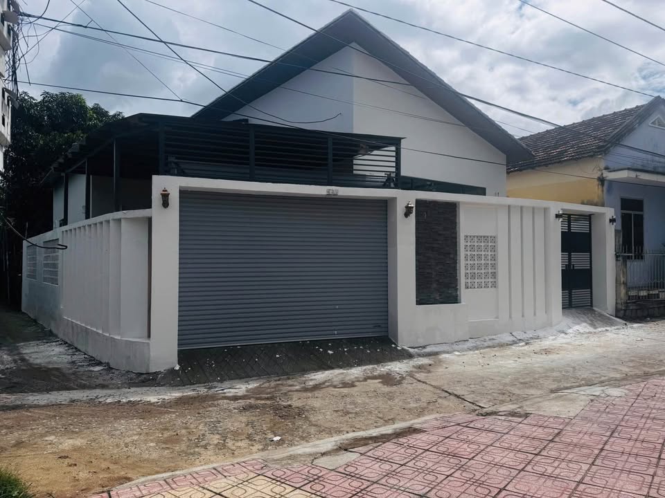 Nhà căn góc phường Tây Nha Trang 170m² giá 4.8 tỷ - Sổ đỏ chính chủ, thương lượng ngay!