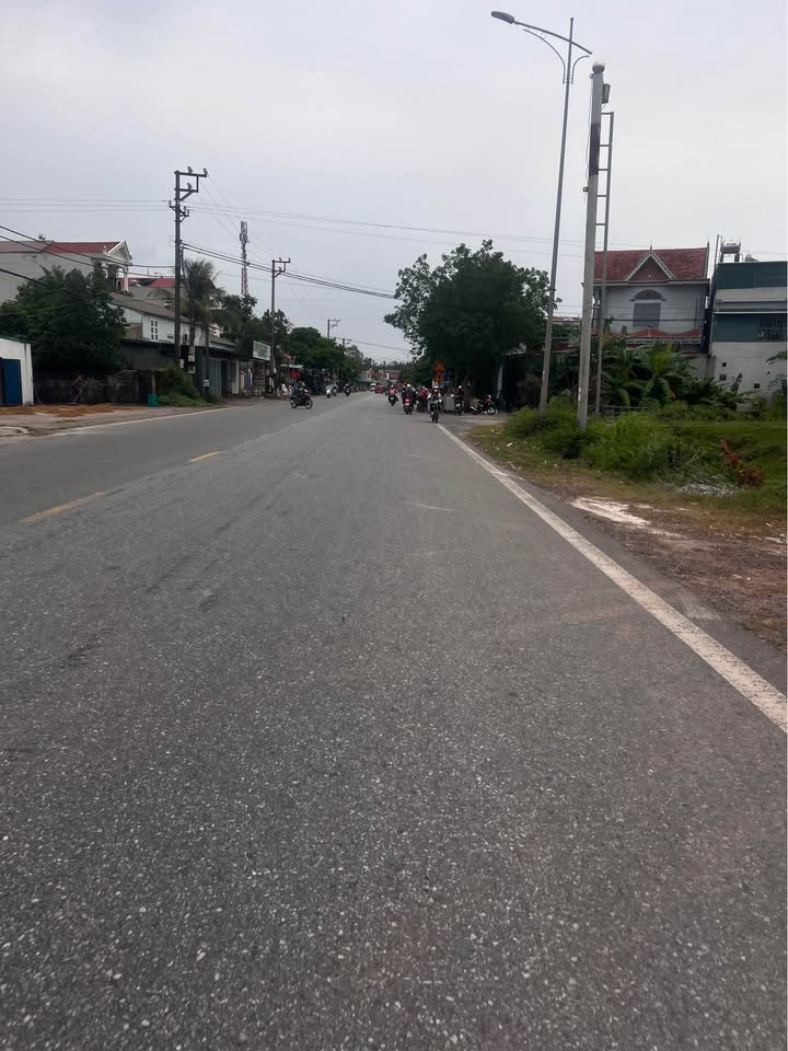 Đất nền Hải Đông Móng Cái 100m² giá 1 tỷ - Cơ hội đầu tư hấp dẫn!