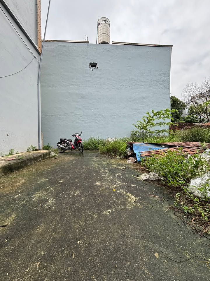 Đất nền Kim Bài 33m² giá 2.1 tỷ - Cơ hội đầu tư hấp dẫn!