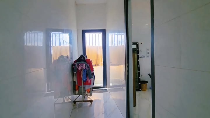 Nhà mặt tiền kinh doanh Đức Hòa, Long An 240m² giá 4.5 tỷ - Vị trí đắc địa, kinh doanh sầm uất!
