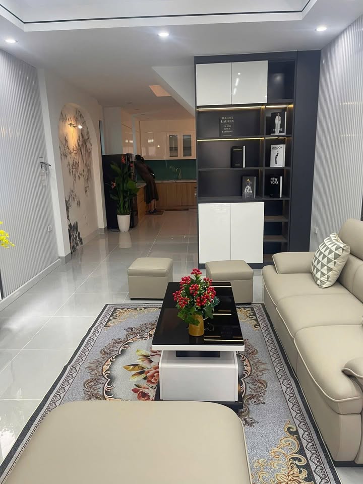 Nhà 3 tầng Ngọc Hồi 33.2m² giá 4.7 tỷ - Chính chủ cần bán gấp!