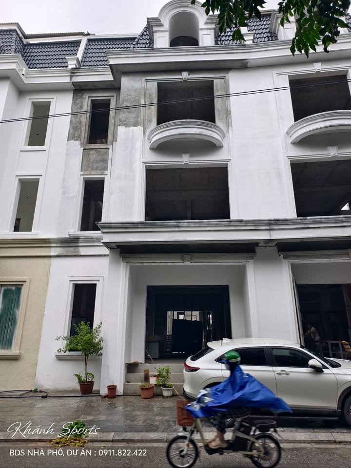 Nhà xây thô 80m² phố Hàm Nghi, Gia Cẩm - Giá chỉ 7 tỷ, thương lượng chính chủ!