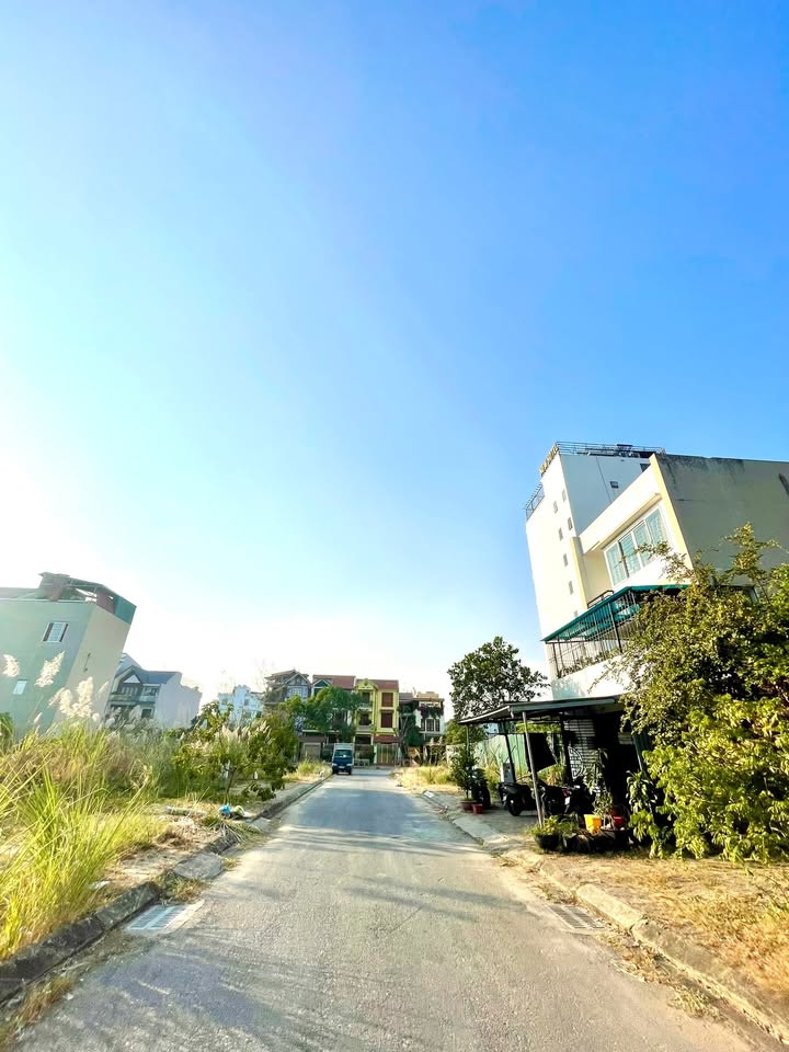 Đất nền KĐT Cao Xanh Hà Khánh A 90m² giá 5.4 tỷ - Sổ đỏ chính chủ