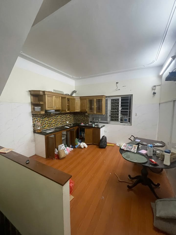 Nhà liền kề cho thuê Nam La Khê 65m² giá 15 triệu - Phù hợp làm văn phòng và kinh doanh!