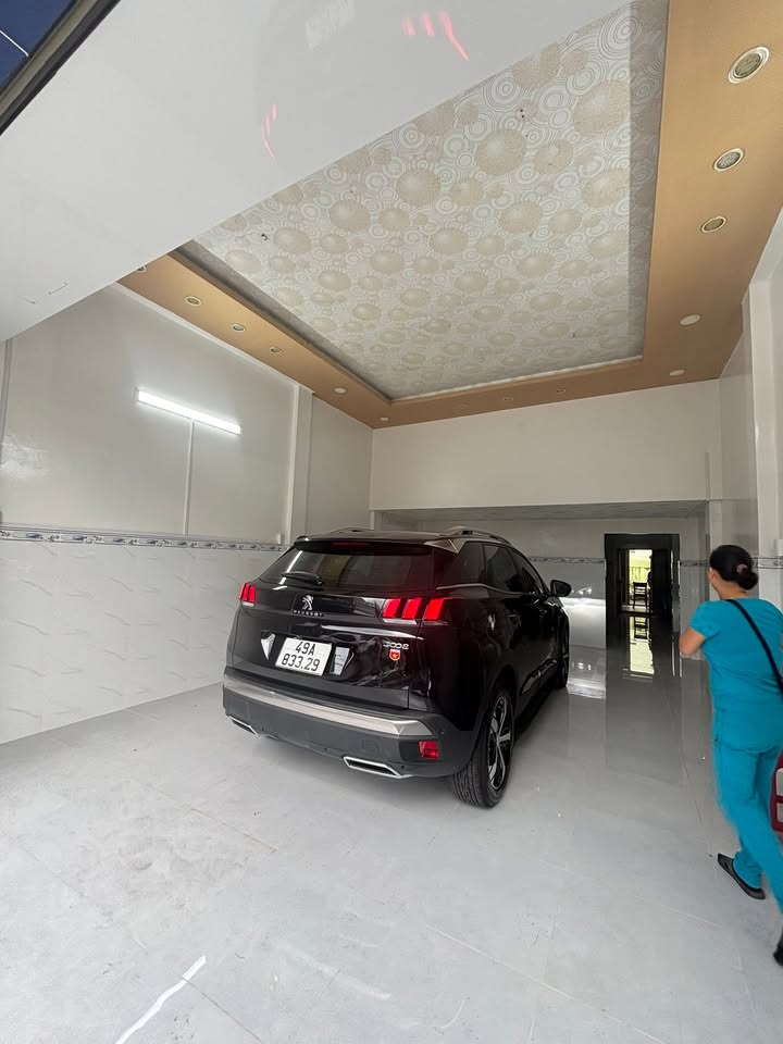 Nhà mặt tiền đường Thống Nhất Đà Lạt 12 triệu - Kinh doanh ngay tại chợ chiều!