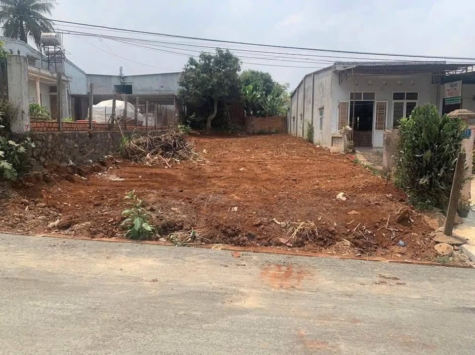 FrontHouse mặt tiền Hoàng Diệu, Buôn Hồ 150m² giá 2,5 tỷ - Đầu tư sinh lời ngay!