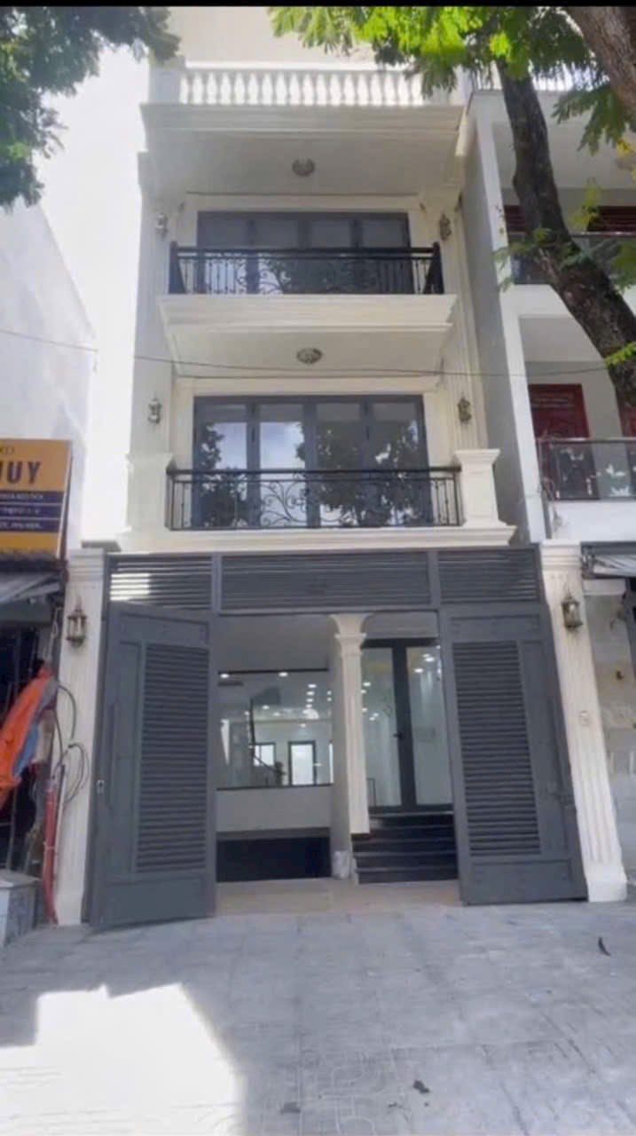 Nhà cho thuê làm văn phòng tại Bình Thạnh 100m² giá 55 triệu - Khu sầm uất, tiện nghi!