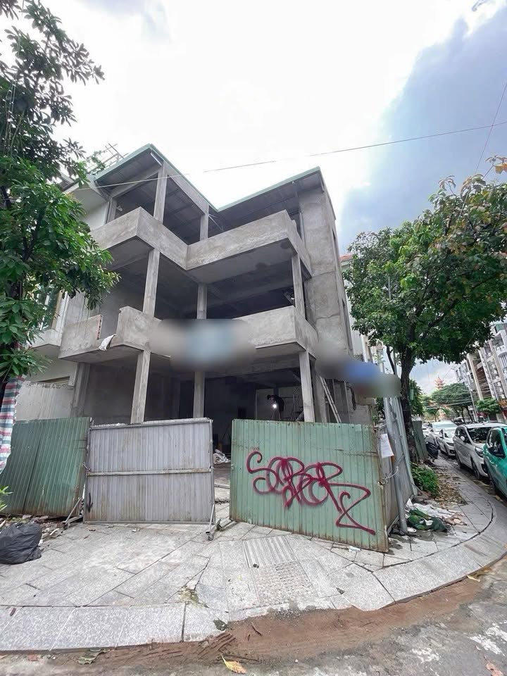 Cho thuê mặt bằng góc 2 mặt tiền đường Phan Xích Long, Q. Phú Nhuận - Diện tích 128m², giá thỏa thuận!