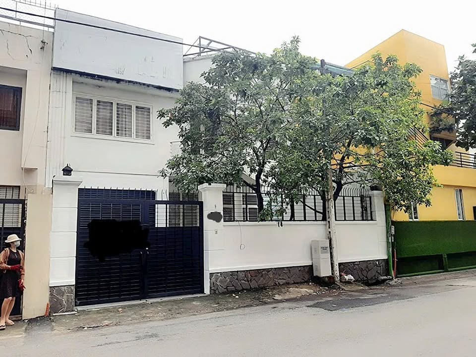 Cho thuê nhà mặt tiền Hoàng Dư Khương, Quận 10, 140m² - Vị trí đắc địa cho kinh doanh!