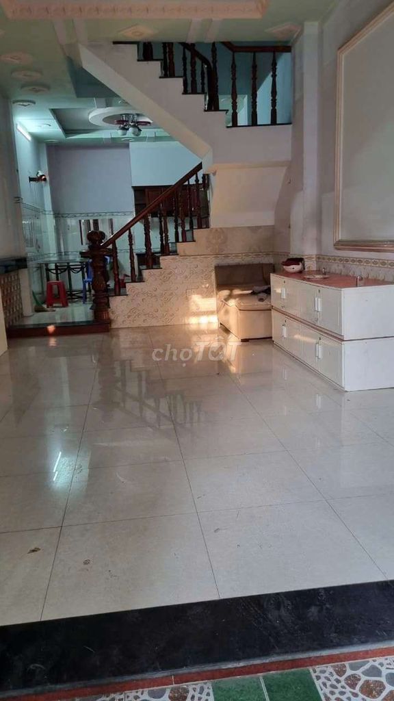 Nhà hẻm ô tô ngay chợ Hiệp Bình, 56m² giá 13 triệu - Thích hợp ở và làm văn phòng!