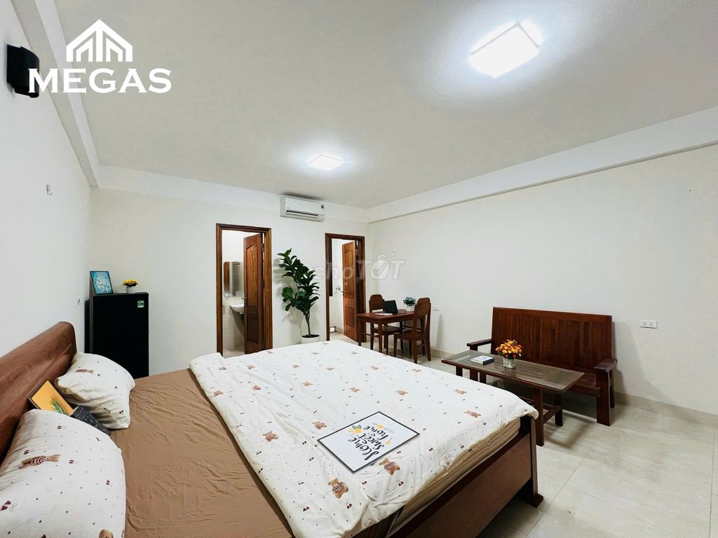 Cho thuê studio Nguyễn Khang 40m² giá 6 triệu - Thiết kế thoáng mát, đầy đủ nội thất