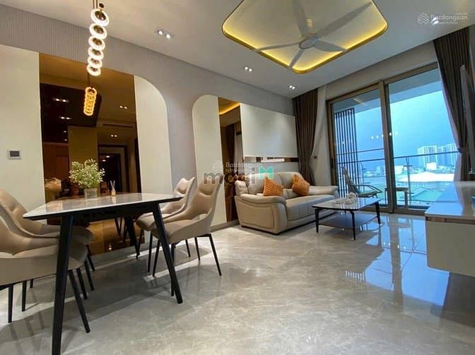 Chuyển nhượng căn hộ Midtown 82m² giá 9.4 tỷ - View biệt thự sang trọng!