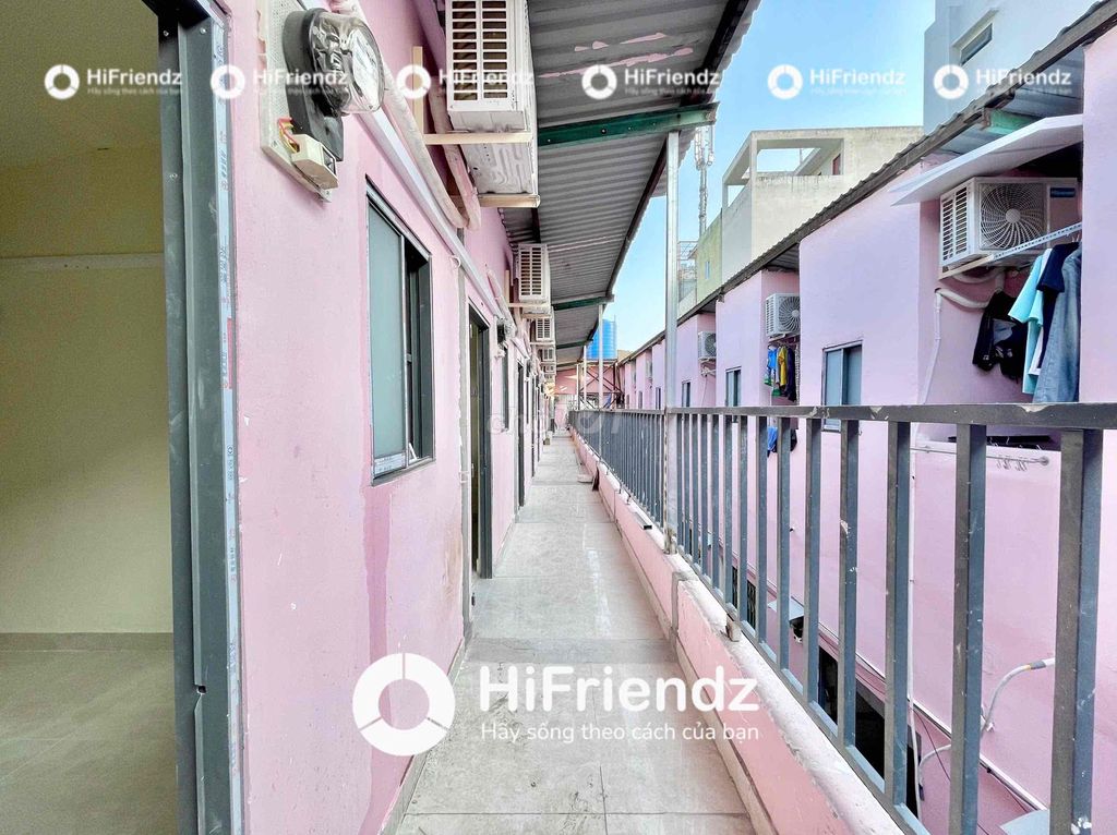 Phòng bancol Tân Phú 20m² giá 2.4 triệu - Sẵn máy lạnh, cọc ít!