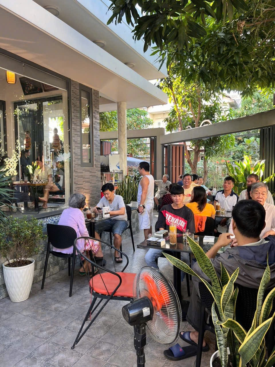 Biệt thự góc 2 mặt tiền đường An Lạc 169m² giá 18 tỷ - Đầu tư sinh lời ngay!