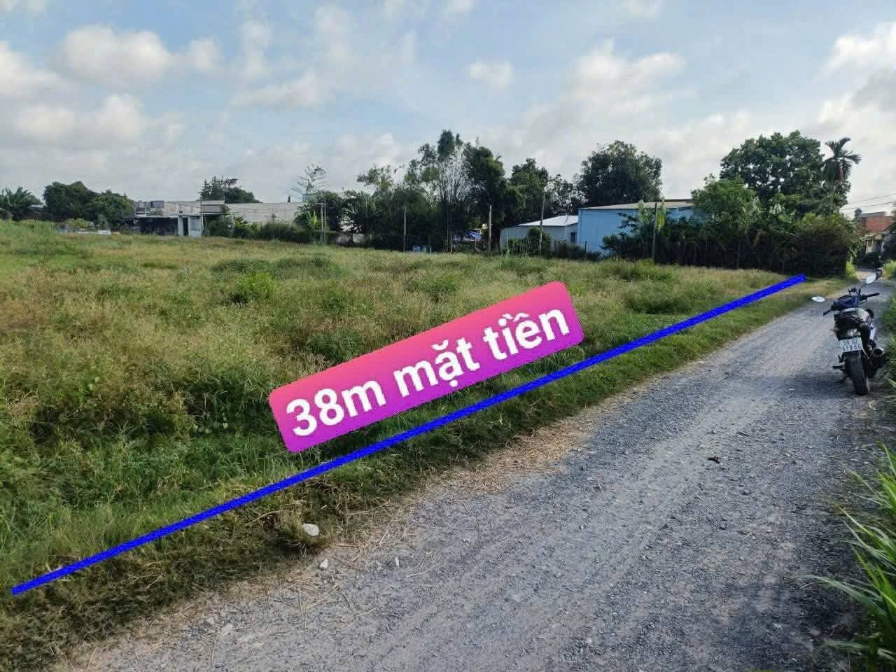 Đất thổ cư 400m² góc 2 mặt tiền tại Tân Phú Trung, Củ Chi - Giá chỉ 2.75 tỷ!