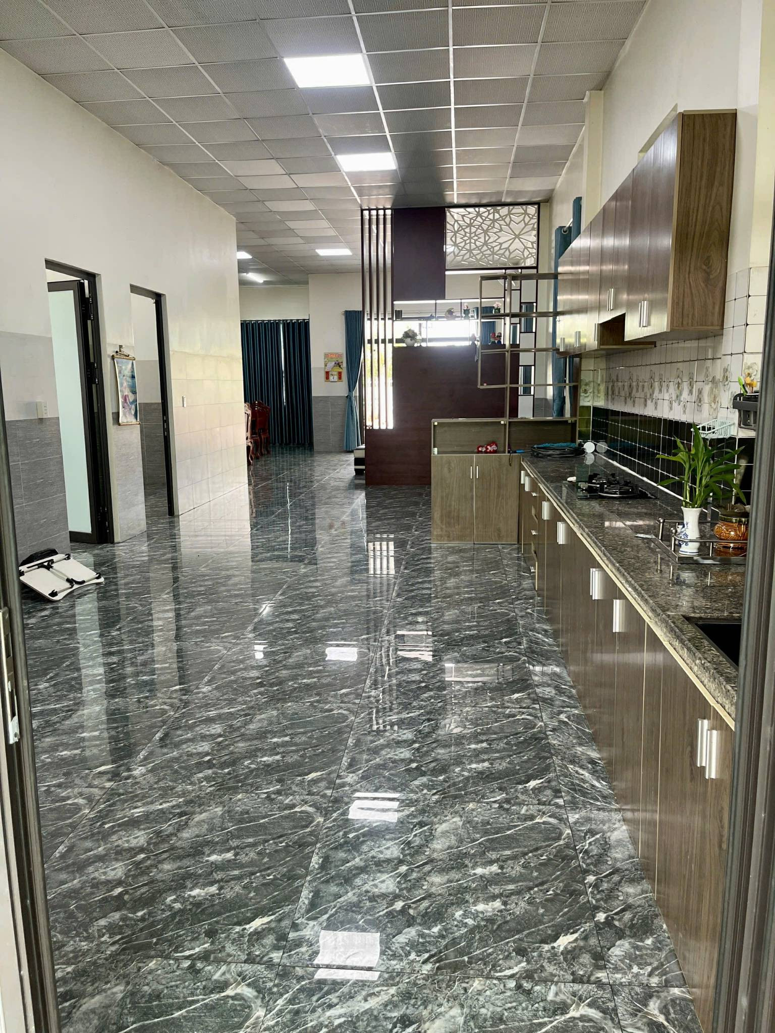 Nhà vườn đẹp đối diện Siêu thị Go và Cổng KCN Đông Nam, 674m² giá 7.2 tỷ - Cơ hội đầu tư vàng!