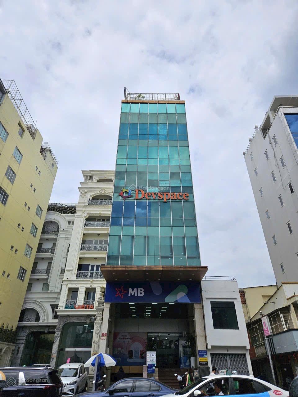 Văn phòng cho thuê 150m² mặt tiền Lê Văn Duyệt, Bình Thạnh - Giá 60 triệu/tháng