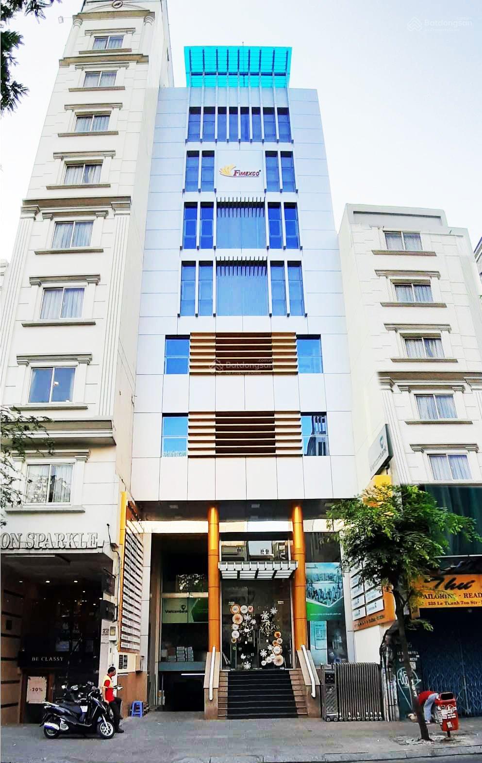 Văn phòng cho thuê tại Lê Thánh Tôn, 65m² giá thỏa thuận - Không gian làm việc lý tưởng!