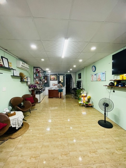 Bán nhà 80m² Đường Số 8, Phường Bình Trị Đông giá 72 tỷ - Vị trí kinh doanh tiềm năng!