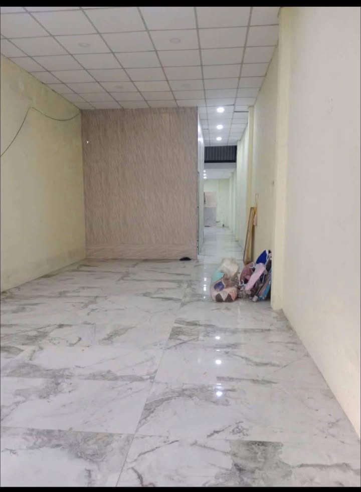 Nhà mặt tiền Bình Trị Đông 100m² giá chỉ 13 triệu - Nhà mới sạch sẽ, vào ở ngay!