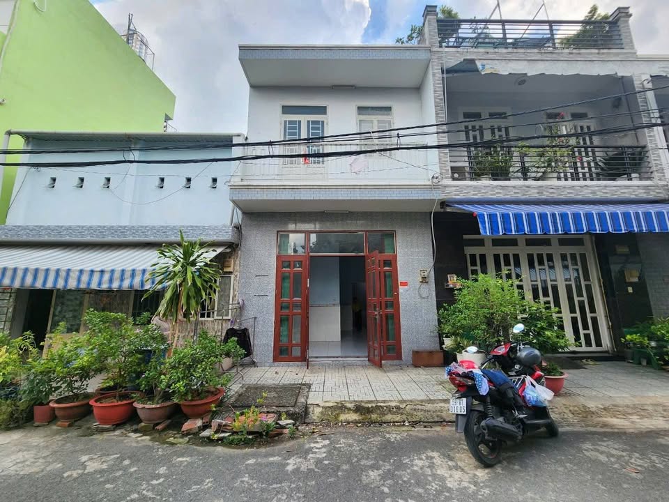 Nhà cho thuê Hẻm 131 Tây Lân, Bình Tân, 40m² - Đầu tháng 12 nhận nhà ngay!