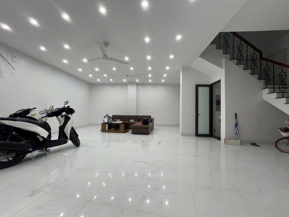 Cho thuê mặt bằng kinh doanh tại Hoàng Mai 70m² giá 8 triệu - Khu vực tiềm năng!