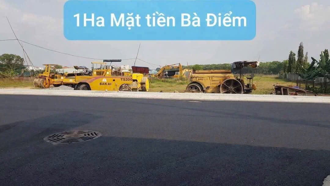 Lô đất 10.000m² mặt tiền Phan Văn Hớn, Hóc Môn giá chỉ 80 tỷ - Cơ hội đầu tư tuyệt vời!