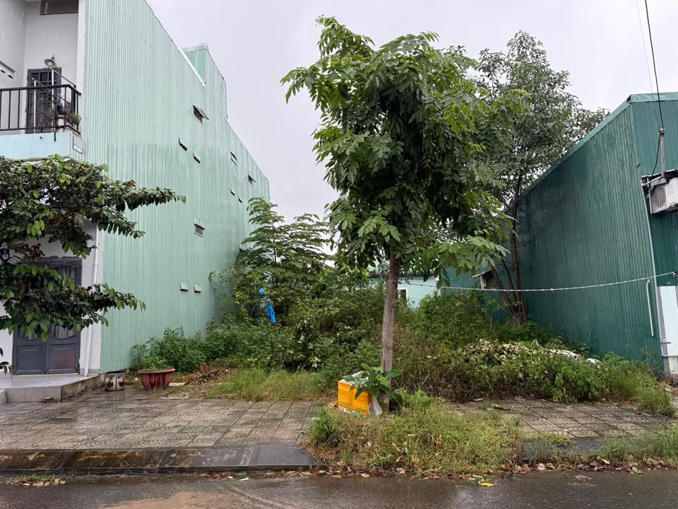 Mặt tiền FrontHouse Đà Sơn 5, Liên Chiểu, 100m² giá 3.75 tỷ - Hướng Đông đẹp tuyệt vời!