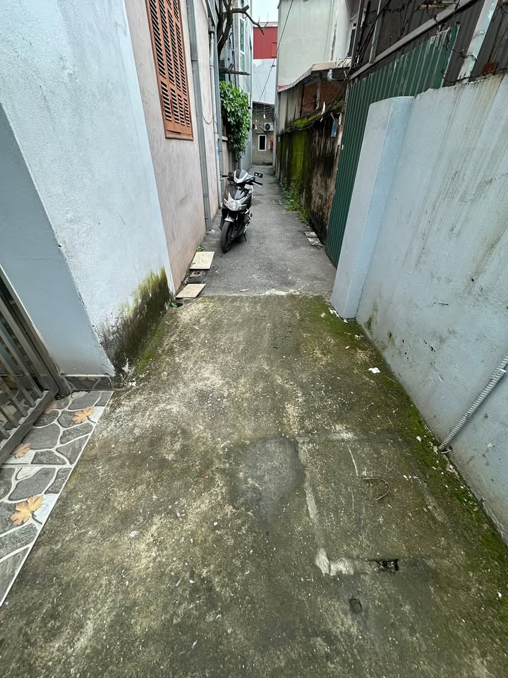 Đất nền và nhà cấp 4 phố Yên Phúc, Hà Đông 78,3m² chỉ 10.786 tỷ - Khu dân trí cao!