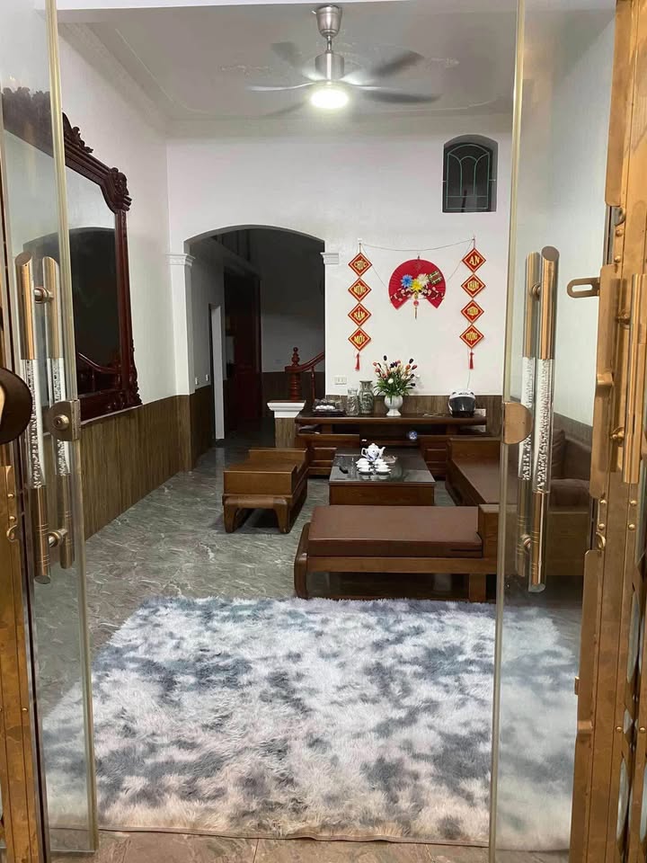 Nhà nguyên căn Trần Thái Tông, 50m² chỉ 6 triệu - Tiện nghi đầy đủ!