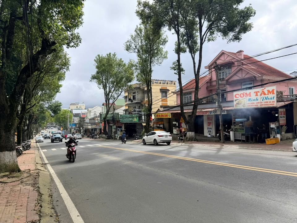 Nhà phố mặt tiền Đà Lạt 72.42m² giá thỏa thuận - Sổ riêng chính chủ!