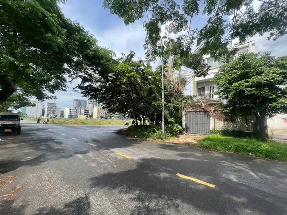 Bán nhà mặt tiền Nguyễn Văn Kỉnh – Thủ Đức 133m² giá 36 tỷ - Đầu tư sinh lời ngay!