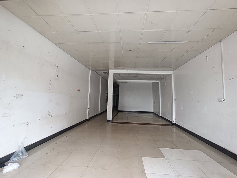 Nhà mặt tiền Lê Lợi, Mỹ Xuyên 220m² giá 8 triệu - Đầu tư kinh doanh sinh lời!