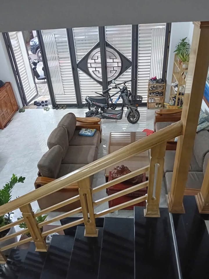 Nhà 3 tầng Đông Thọ 68m² giá 4 tỷ - Đầy đủ nội thất chỉ việc vào ở!