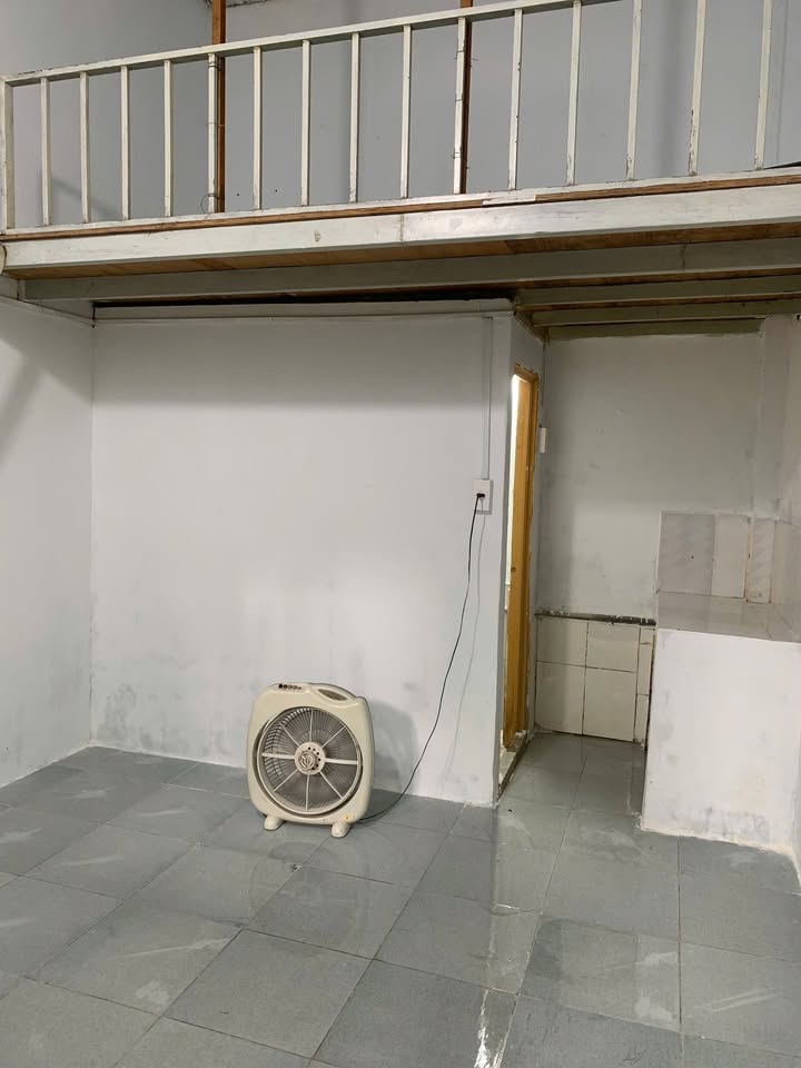 Phòng trọ Nguyễn Thái Học Trảng Dài 18m² giá 800k - An ninh tốt, thoáng mát!