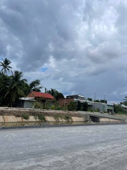 Đất nền xã Cái Nhum, Mang Thít, Vĩnh Long 452m² giá 1.5 tỷ - Sổ hồng chính chủ!