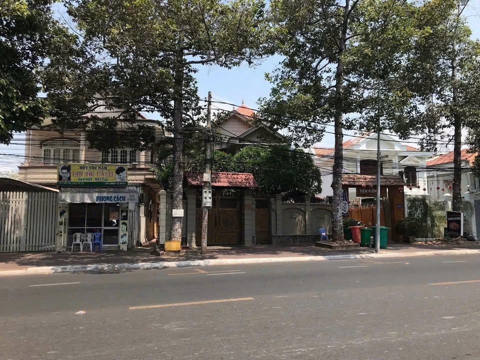 Biệt thự mặt tiền Võ Thị Sáu 300m² giá 35 tỷ - Không thể bỏ qua!