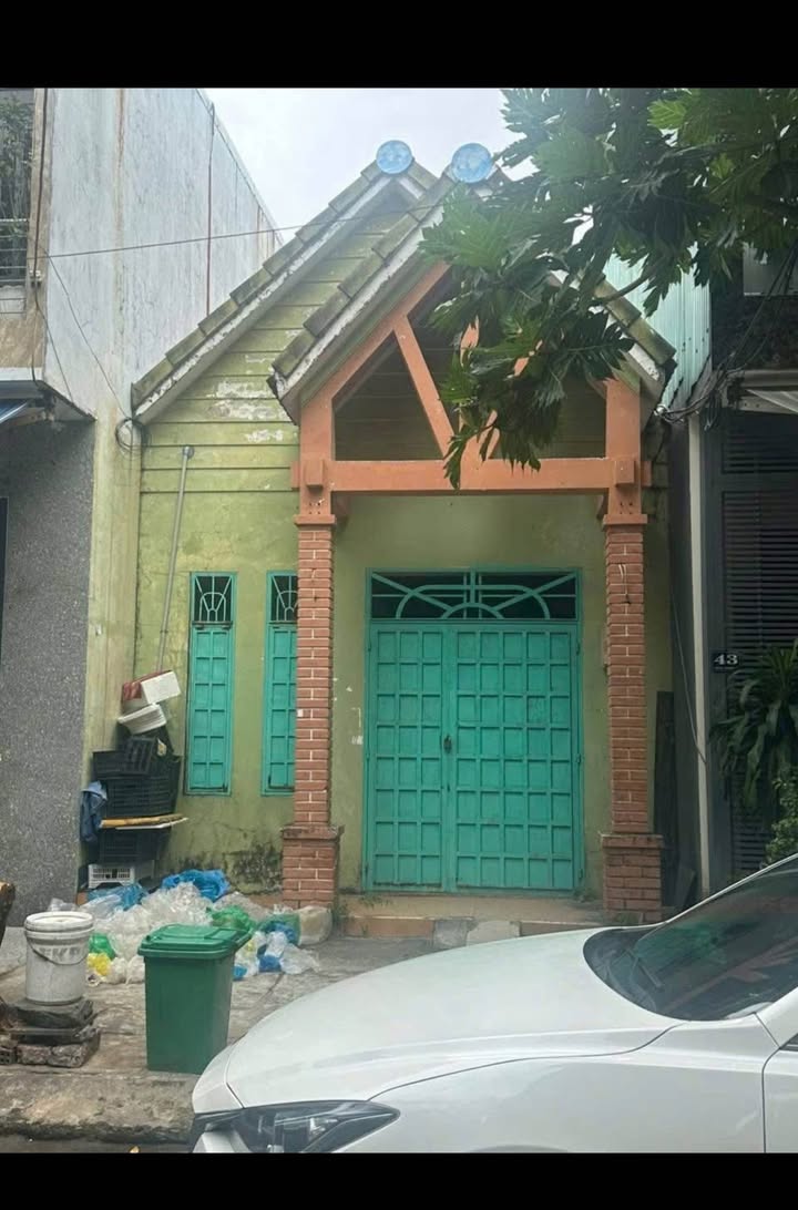 Đất mặt tiền Hoà Minh 72m² giá 5.35 tỷ - Ngay khu dân cư đông đúc!