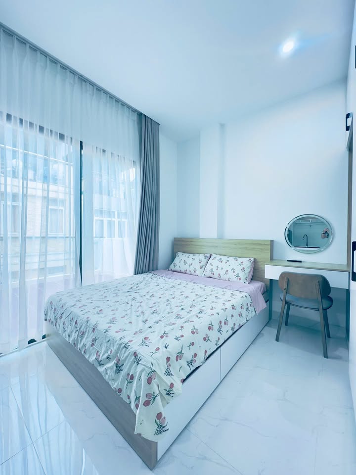 Căn hộ cao cấp Hòa Hảo Quận 10 - Ban công siêu đẹp, nội thất đầy đủ!