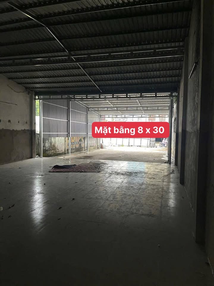 Mặt tiền kinh doanh cho thuê tại Phước Long B, Quận 9 - 240m², Giá chỉ 20 triệu/tháng!